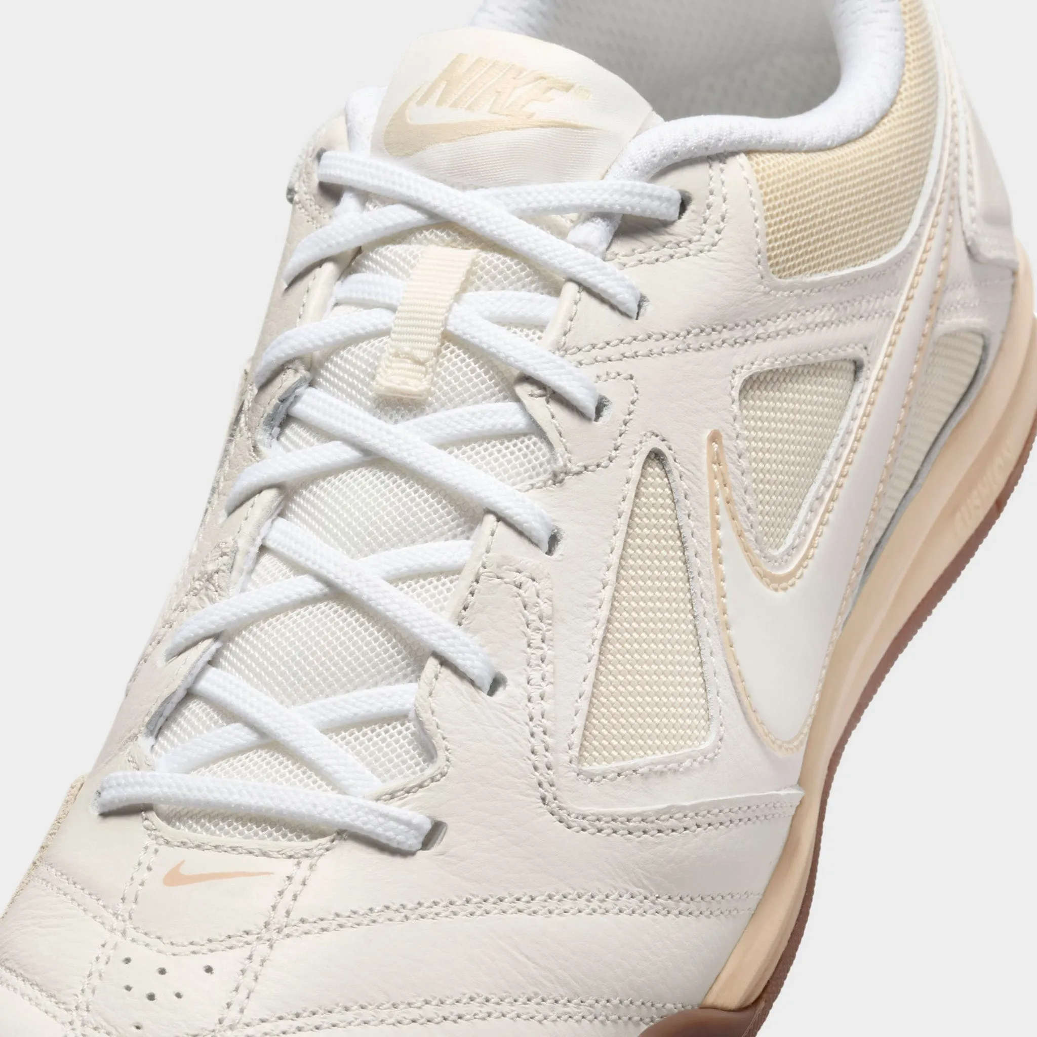Nike Gato Salt / Light Khaki - White